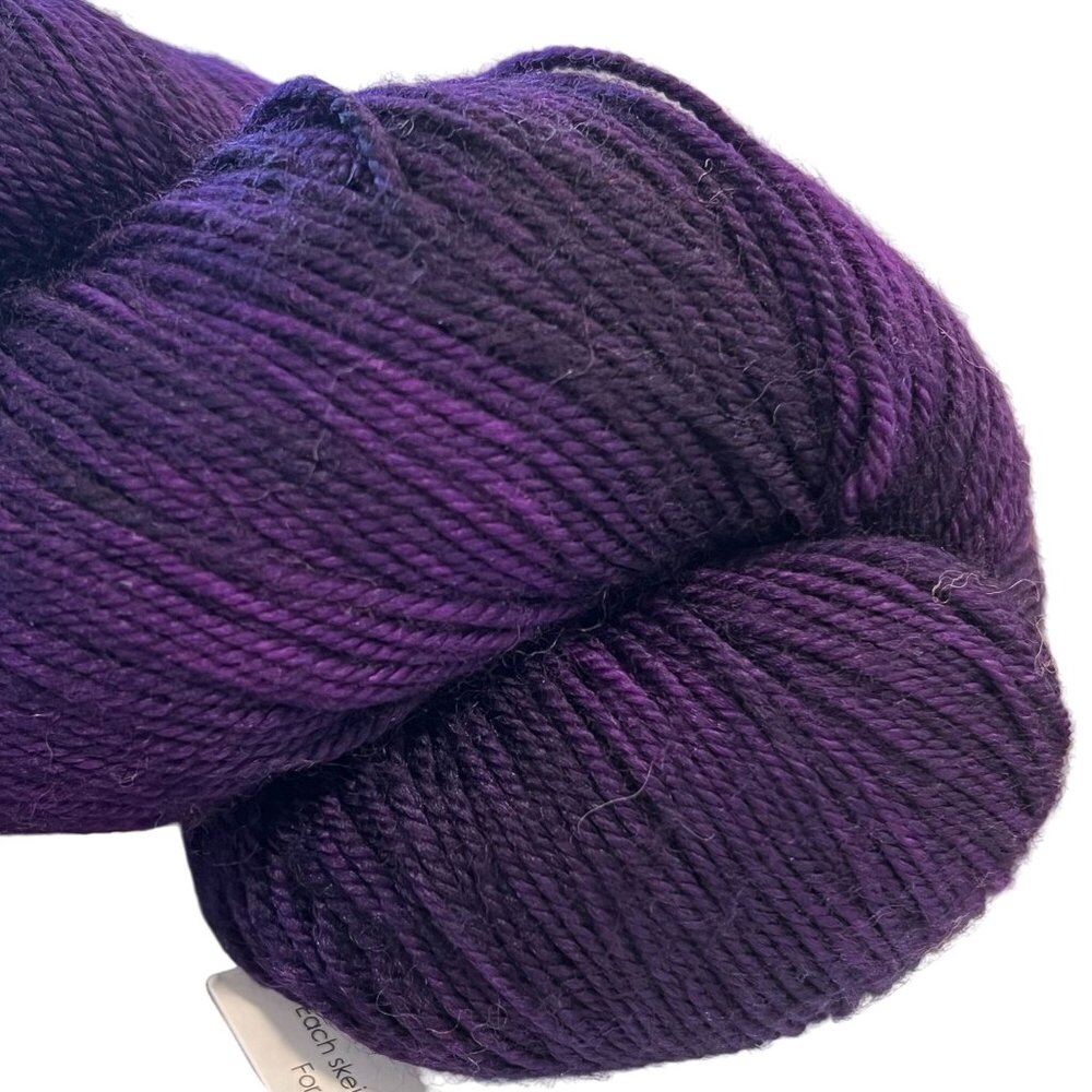 Three Irish Girls Adorn Luxe Yarn 85% Merino 15% Nylon 430 Yards Purple Hand Dye - Picture 3 of 4